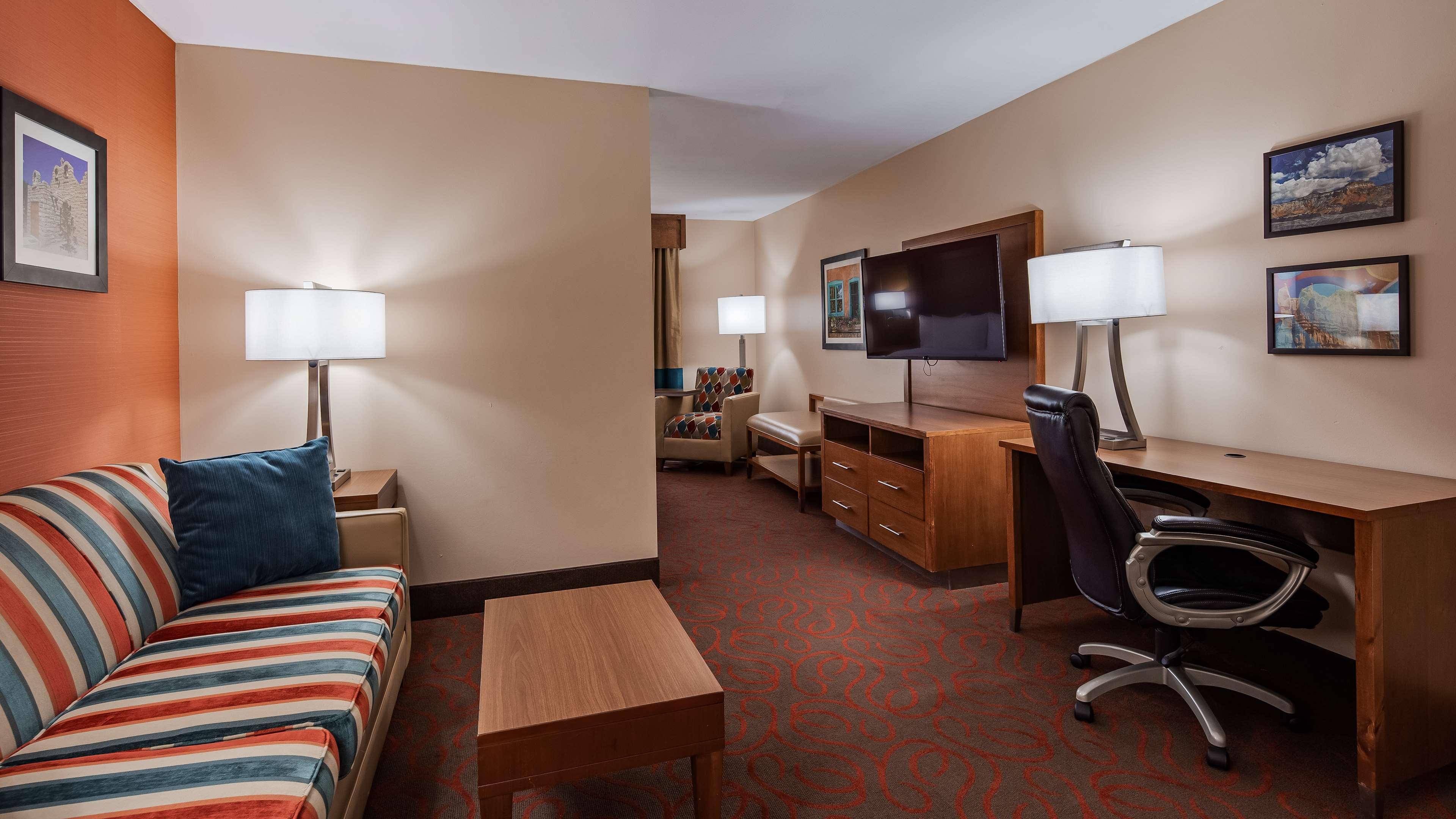 Western Cannon A.f.b. Hotel 3*