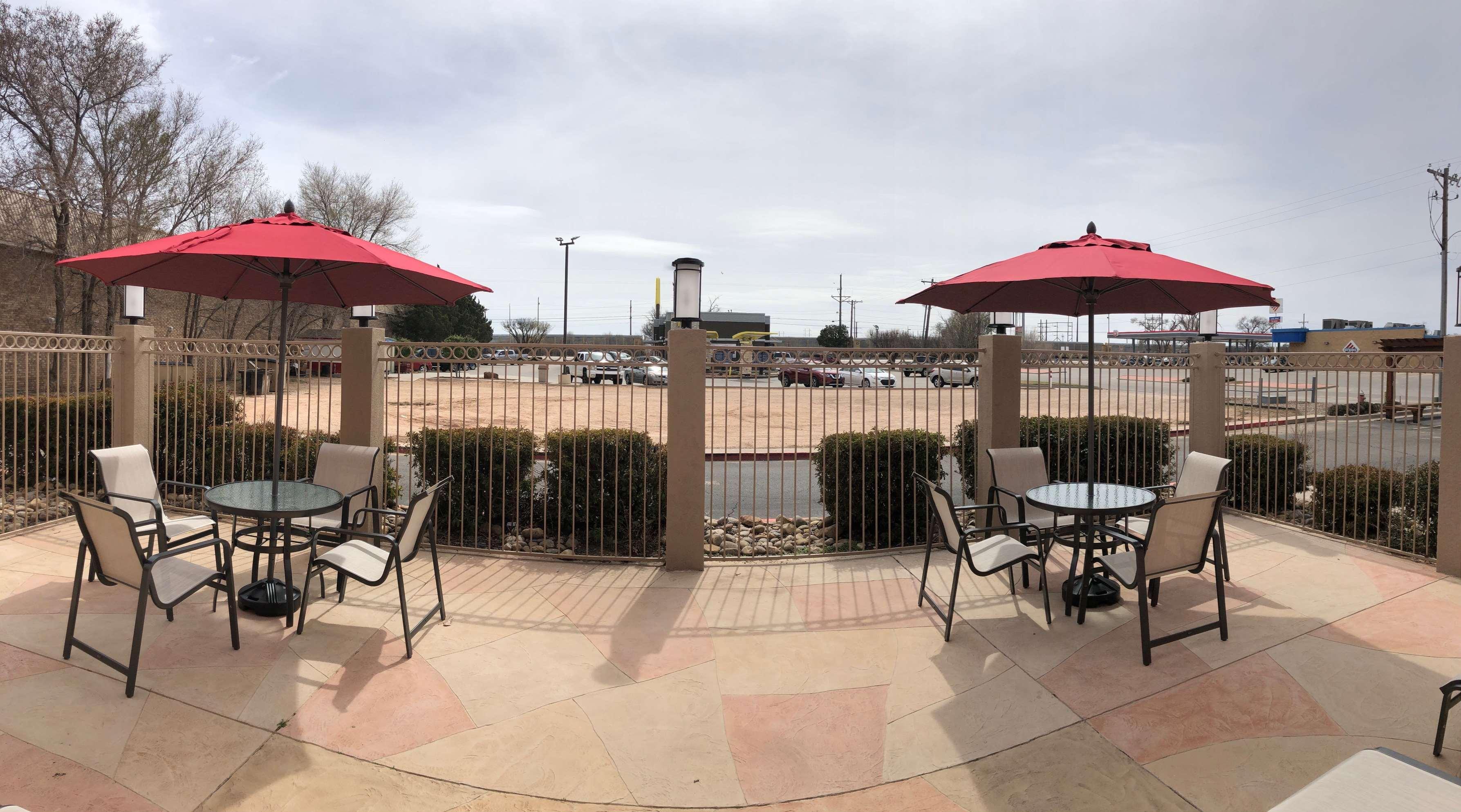 Western Cannon A.f.b. Hotel