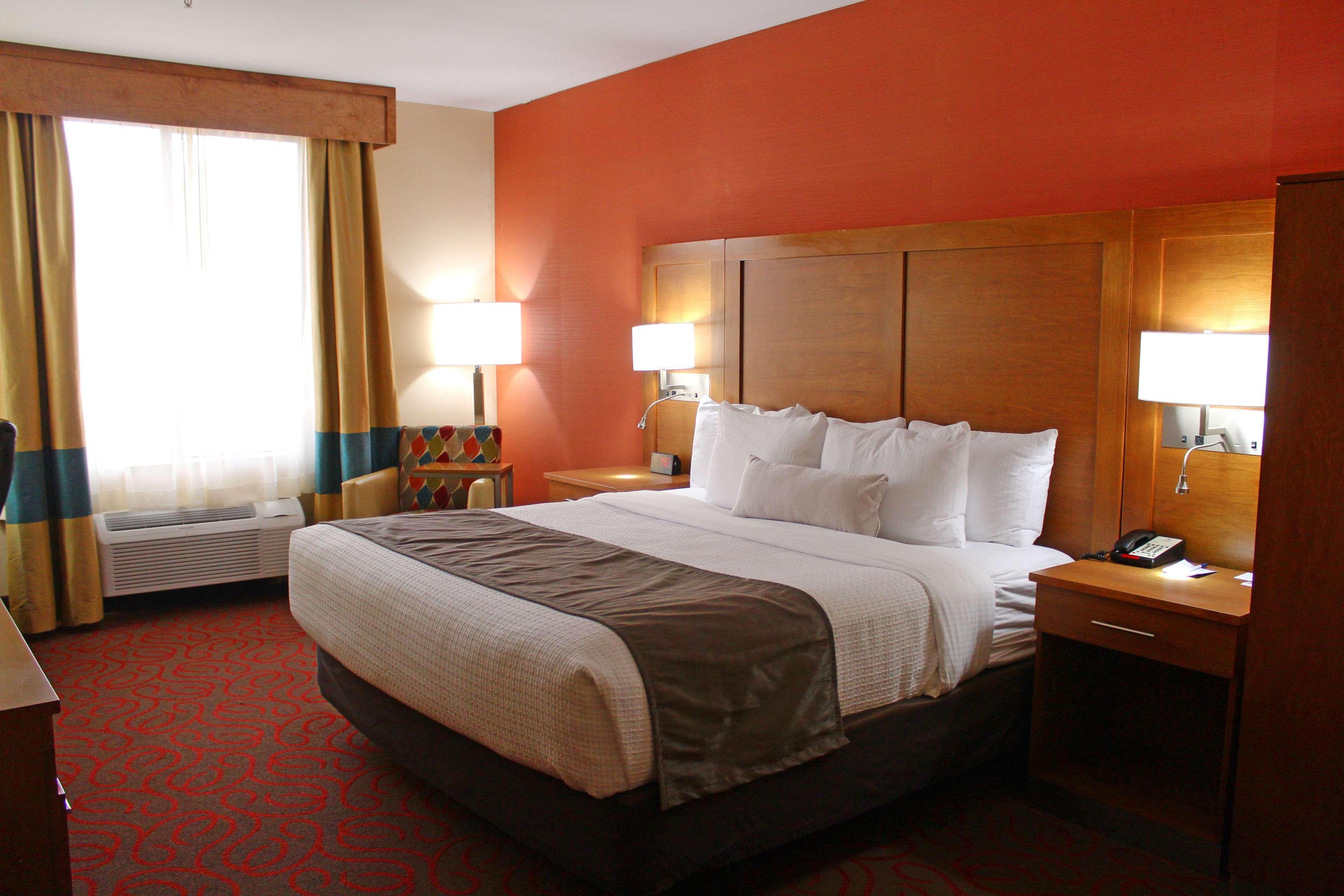 Western Cannon A.f.b. Hotel