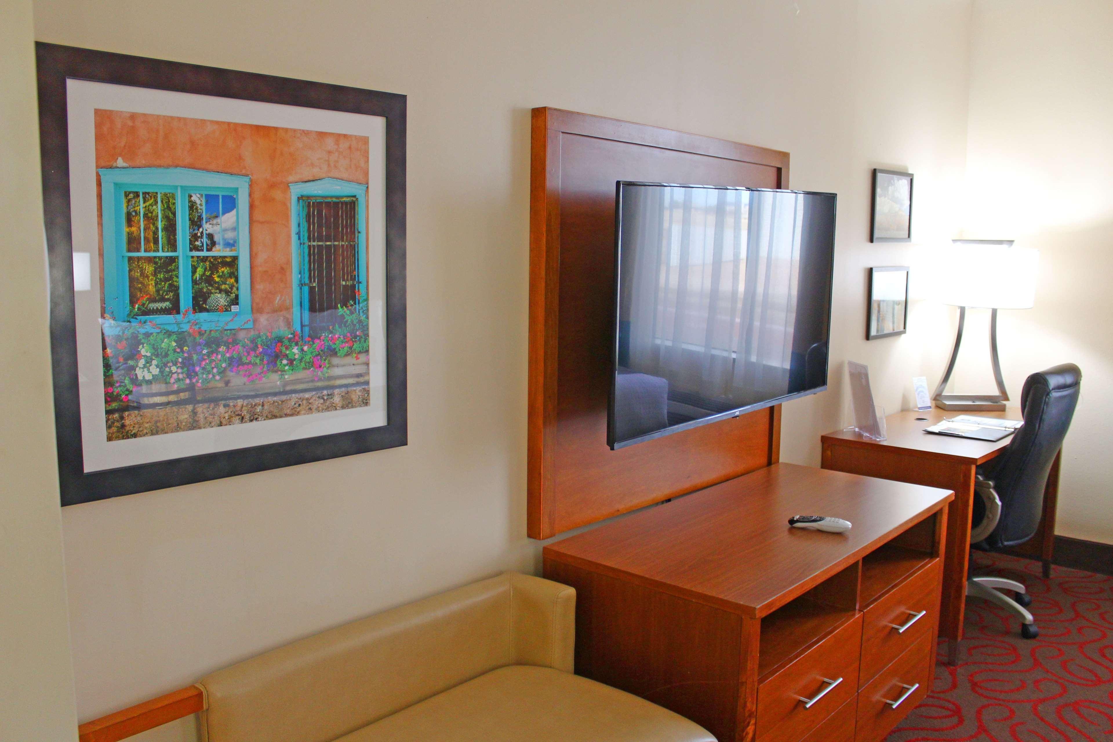 Western Cannon A.f.b. Hotel 3*